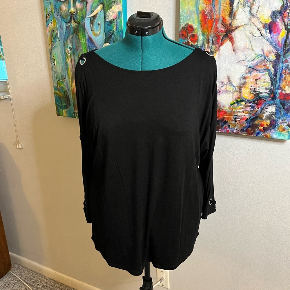 Cold shoulder long sleeve shirt